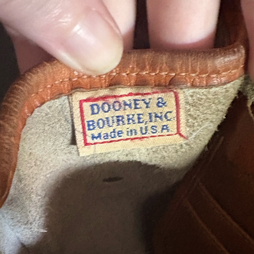 Vintage Dooney & Bourke Cream and Brown Pebbled Leather Small Crossbody - Picture 12 of 13